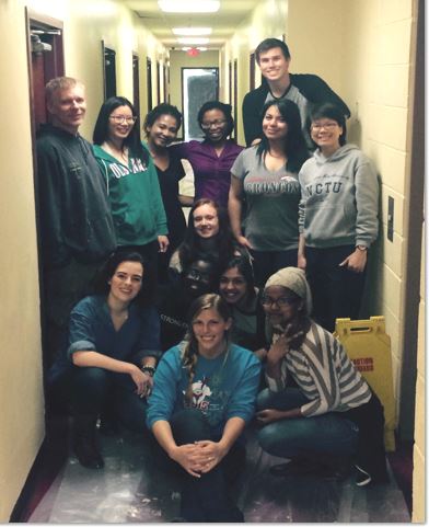 Freda Fosu and her fellow CU students in Atlanta