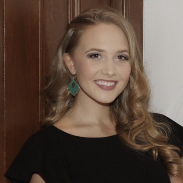Miss New Jersey Contestant Continues to Make Distracted Driving Prevention Her Platform